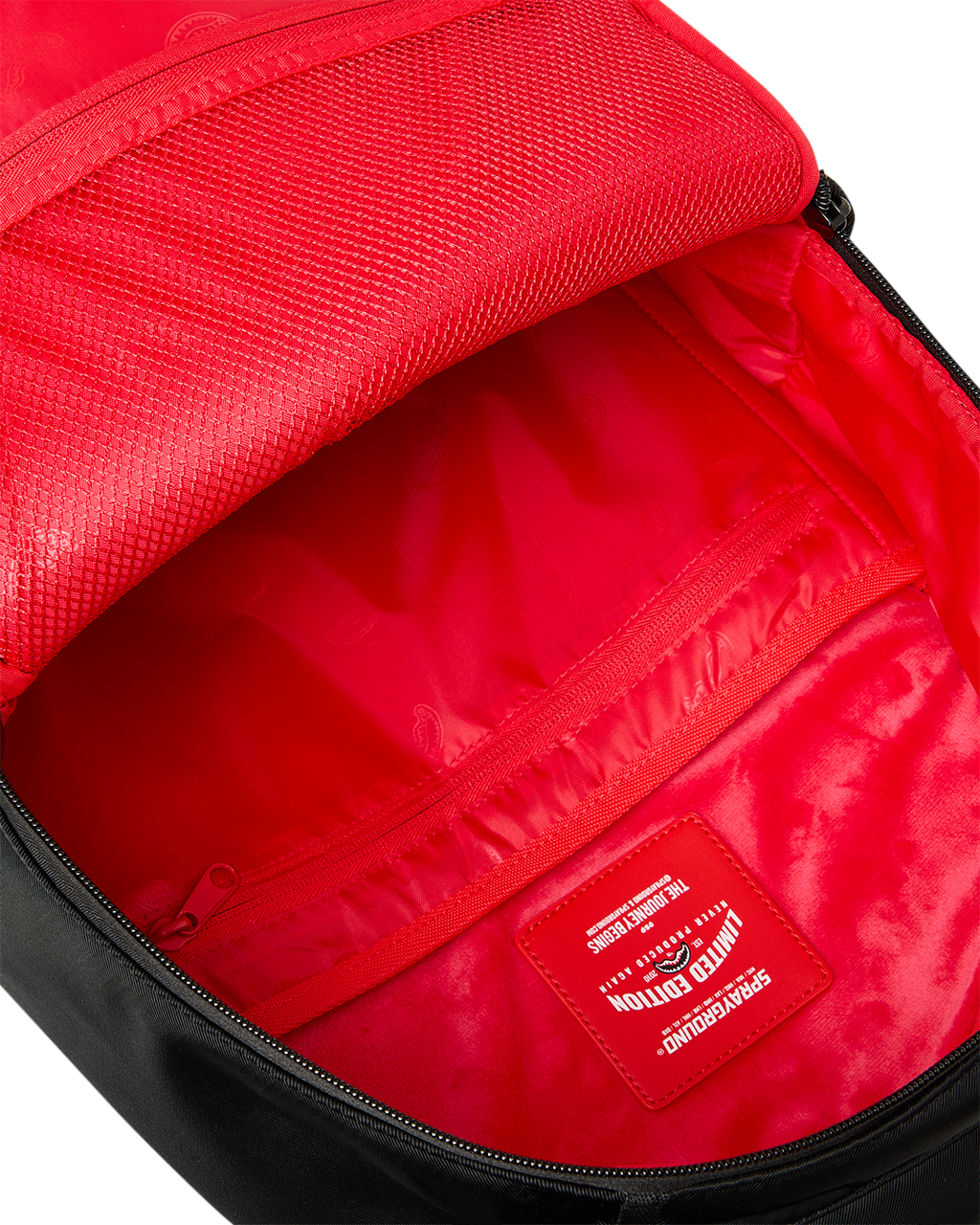 Mochila Sprayground - Shark Central 2 Beyond