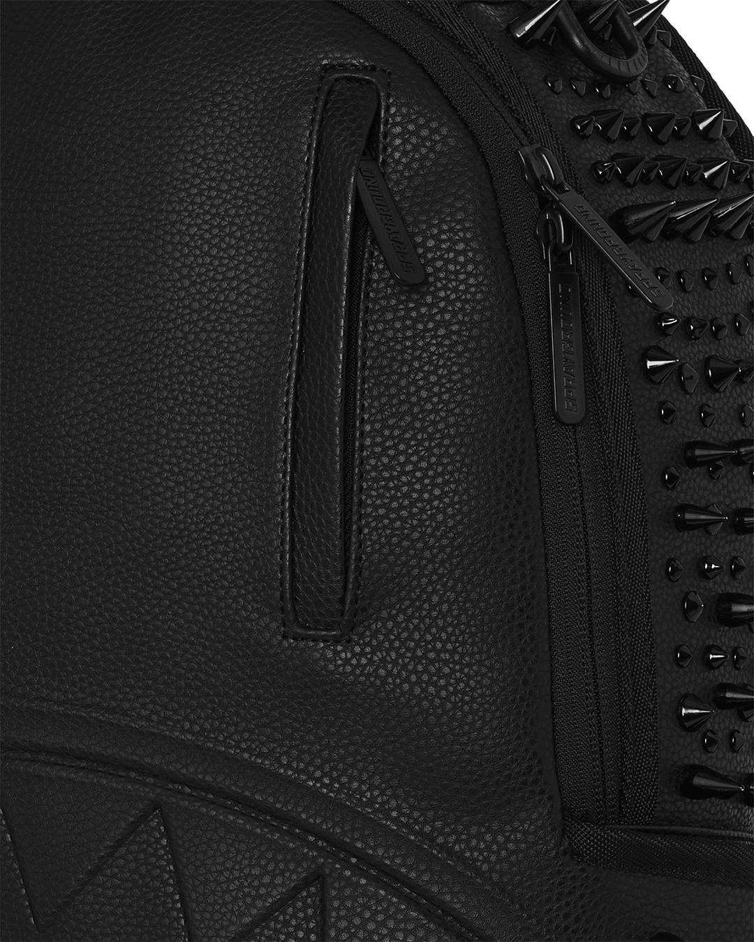 Mochila Sprayground - Super Spiked Shark